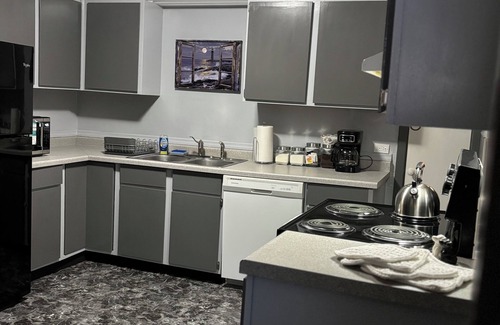 Laurium House | Charming 3-Bedroom Home in the UP - A Great Place for Family, Friends, and Paws!