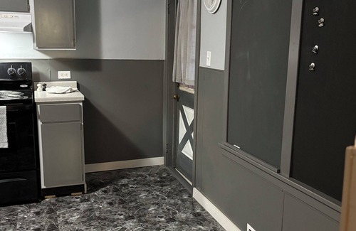 Laurium House | Charming 3-Bedroom Home in the UP - A Great Place for Family, Friends, and Paws!