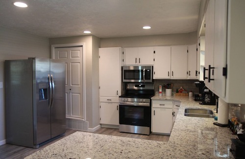 Carlsbad House | Charming 3 Bedroom House for the whole family near National and State Parks!