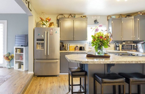 Centralia - Chehalis House | Charming 3-bedroom house in peaceful Chehalis, less than 1 mile from I-5.