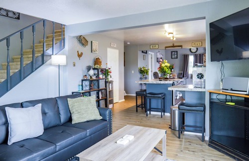Centralia - Chehalis House | Charming 3-bedroom house in peaceful Chehalis, less than 1 mile from I-5.
