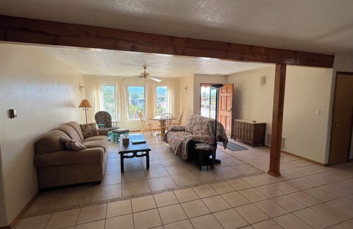 Corrales House | Charming 3-bedroom house in beautiful Corrales