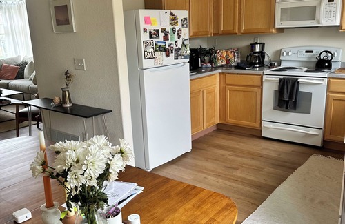 Longmont House | Charming 3-bedroom house in great area of Longmont. 15 min to Boulder.