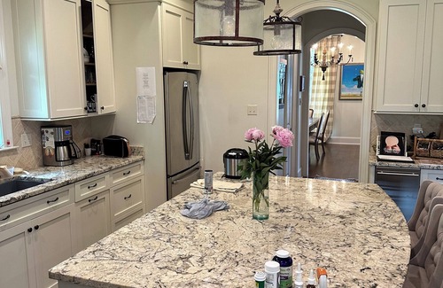 Bonnabel Place House | Charming 3-bedroom house with WiFi, AC in peaceful Metairie.