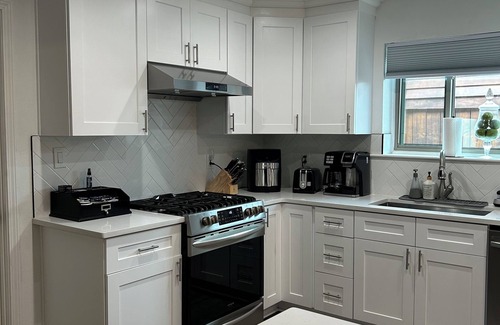 Metairie House | Charming 3-bedroom house in peaceful Metairie with WiFi, AC