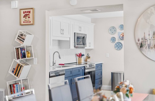 Interchange Square House | Charming 3-bedroom house with WiFi and AC in lovely Palm Bay