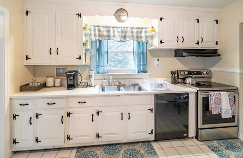 North Chesterfield House | Charming 3-bedroom house with WiFi, AC in marvelous Richmond