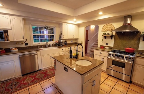 Trinidad House | Charming 3-bedroom house in Trinidad nestled in the Redwoods