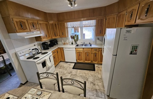 Regina House | Charming 3-bedroom house with WiFi, in Regin, spacious, calm and lovely space