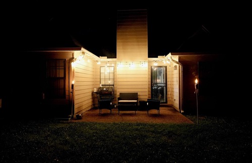 Cordova House | Charming 3-bedroom house with Arcade and patio in peaceful Cordova