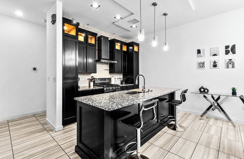 Biggs Field House | Charming 3-bedroom house in fantastic El Paso with AC, WiFi