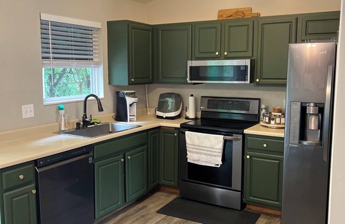 Erlanger House | Charming 3-bedroom house w/deck in awesome Elsmere