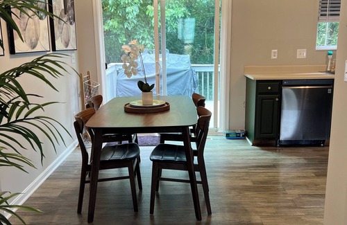 Erlanger House | Charming 3-bedroom house w/deck in awesome Elsmere