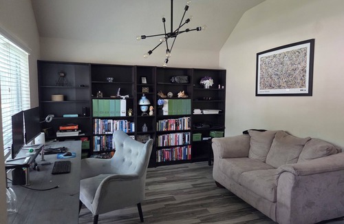 Southeast Houston House | Charming 3-bedroom house with WiFi, AC in marvelous Houston