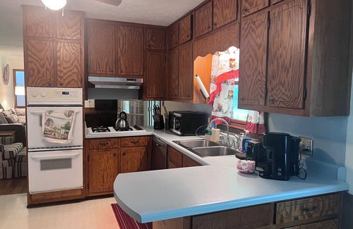 Lilburn House | Charming 3-bedroom house with AC, WiFi in lovely Lilburn