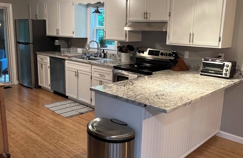 The Bluffs House | Charming 3-bedroom house in delightful Ossipee with AC, WiFi