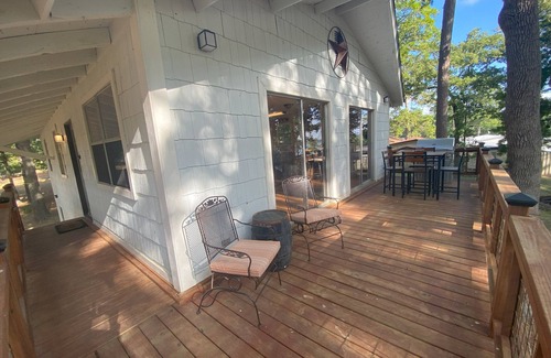 Trinity House | Charming 3-bedroom house with WiFi, AC in tranquil Trinity