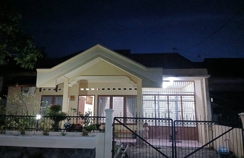 Padang House | Charming 3-bedroom house near beach