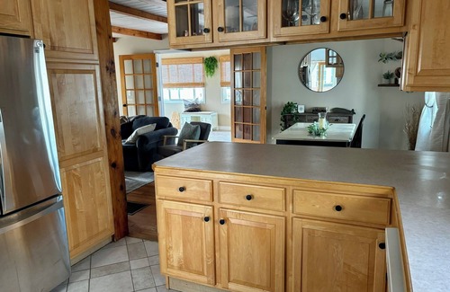 Kenberma House | Charming 3-bedroom house near the beach in Hull