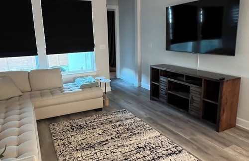 Georgetown House | Charming 3-bedroom house in welcoming Georgetown with WiFi, AC