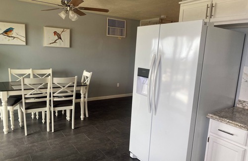 Gallup House | Charming 3-bedroom house with WiFi, AC in welcoming Gallup