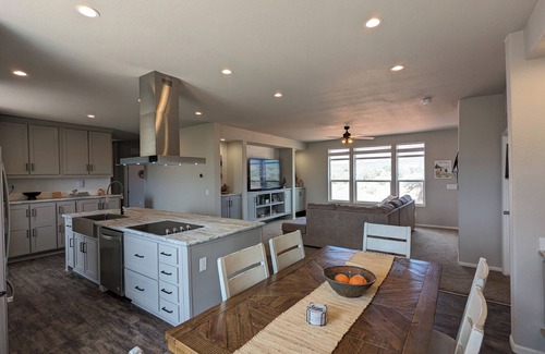 Kanab House | Charming 3-bedroom house on 5 beautiful acres in Kanab w/outdoor firepit, Zions