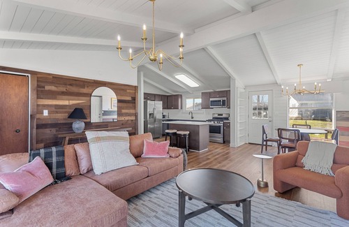 Kokomo House | Charming 3-bedroom house south Kokomo