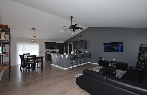 Red Mill Pond House | Charming 3-bedroom house with AC, WiFi in enchanting LewesnClose to beaches