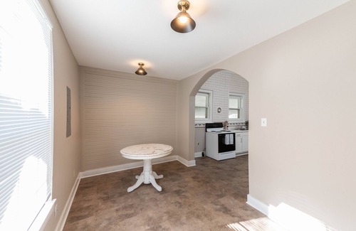 Luling House | Charming 3-bedroom house with AC and WiFi in fabulous Luling