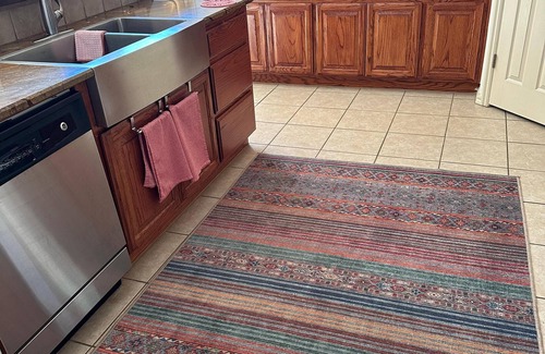 Norman House | Charming 3-bedroom house with AC, fitness room, WiFi in Norman