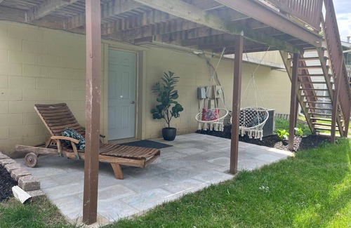 Millard House | Charming 3-bedroom house in Omaha