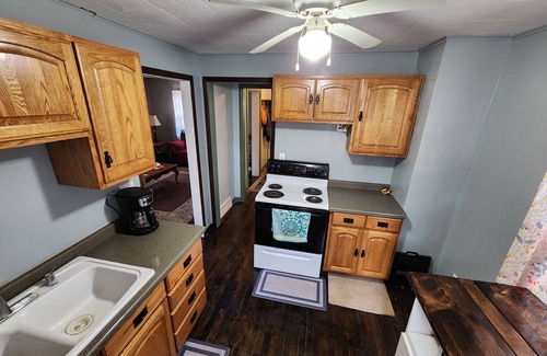 Ramsay House | Charming 3-bedroom house with AC and WiFi in wonderful Ramsay