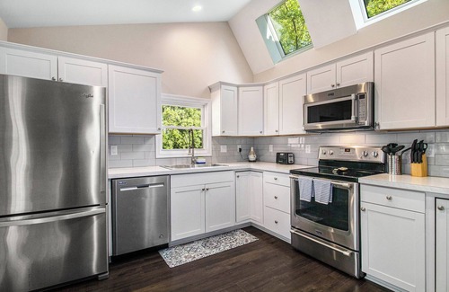 Ottawa House | Charming 3-bedroom house close to Promedica and UToledo
