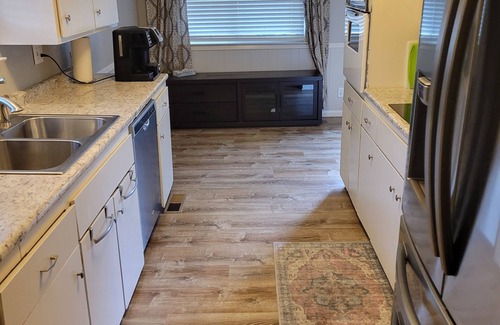 Tulsa House | Charming 3-bedroom house in Tulsa. Escape with the whole family including pets!