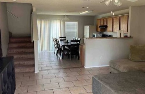 Wilmer House | Charming 3-bedroom house with WiFi and Workspace15min from Downtown Dallas