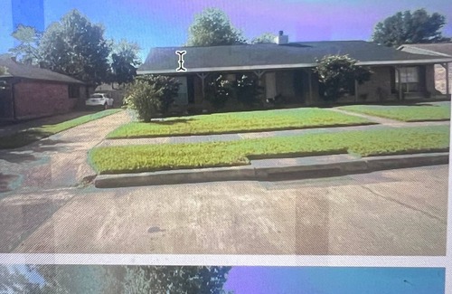 Barker House | Charming 3-bedroom house with WiFi, AC in peaceful Katy
