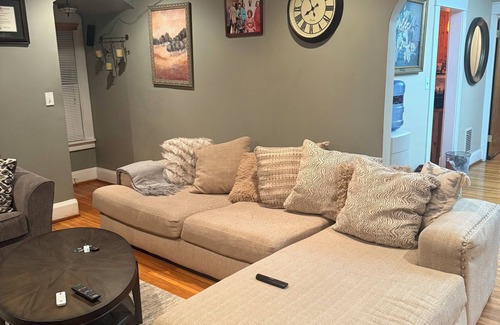 North Buffalo House | Charming 3-bedroom lower unit home in Buffalo
