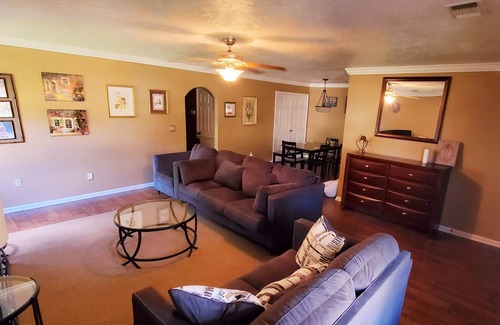 Starkville House | Charming 3-bedroom peaceful living in a specious house!