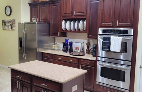 Plymouth House | Charming 3 Bedroom Paradise with Pool