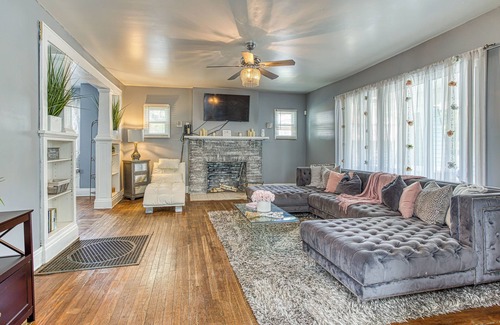 Southside House | Charming 3-Bedroom Retreat, Off Street Parking, and WiFI