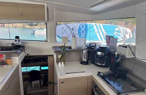 Philipsburg Boat Rental | Charming 3-bedroom 3-bath yacht w/sundecks, AC and WiFi in amazing Philipsburg