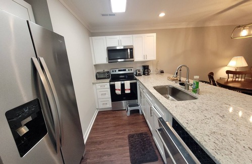 Wilmington House | Charming 3-bedroom townhome with WiFi, AC in beautiful Wilmington