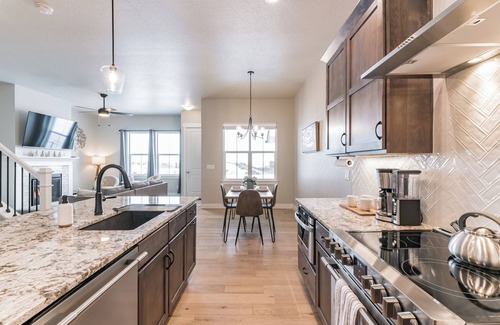 Loveland House | Charming 3-bedroom townhome in delightful Berthoud in the TPC Community