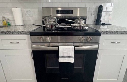 Northeast Houston House | Charming 3-bedroom townhome with AC, WiFi in beautiful Houston