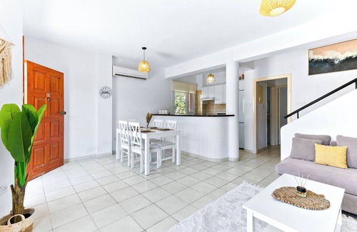Moutallos House | Charming 3-bedroom townhome with WiFi, AC in wonderful Paphos