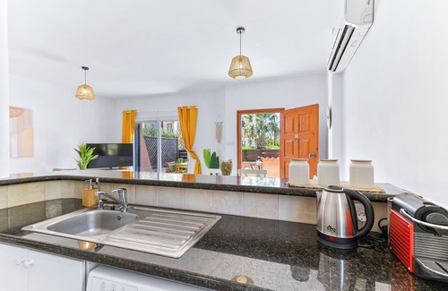 Moutallos House | Charming 3-bedroom townhome with WiFi, AC in wonderful Paphos
