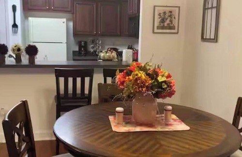 Morrow House | Charming 3-bedroom townhome in Morrow with AC, WiFi.
