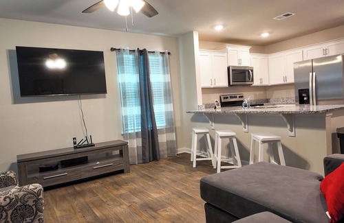 Sumter House | Charming 3-bedroom townhome with WiFi and AC in Sumter