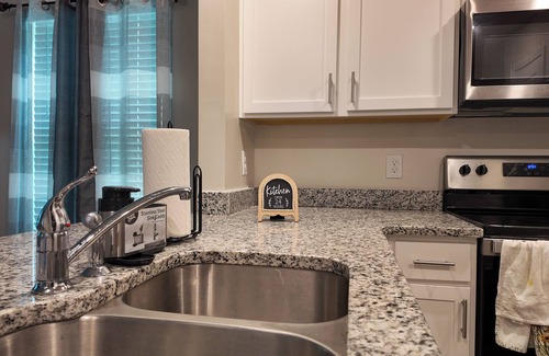 Sumter House | Charming 3-bedroom townhome with WiFi and AC in Sumter
