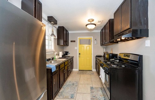 Park Forest - LA North House | Charming 3-bedroom house with AC and WiFi in amazing Baton Rouge
